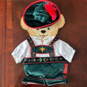 NEW Duffy the Disney Bear Outfit